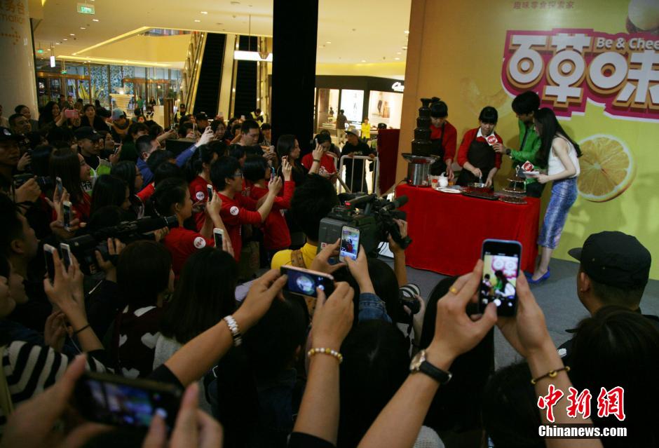 “奶爸”吳尊杭州參加吃貨挑戰(zhàn)賽 “奶爸”吳尊杭州參加吃貨挑戰(zhàn)賽