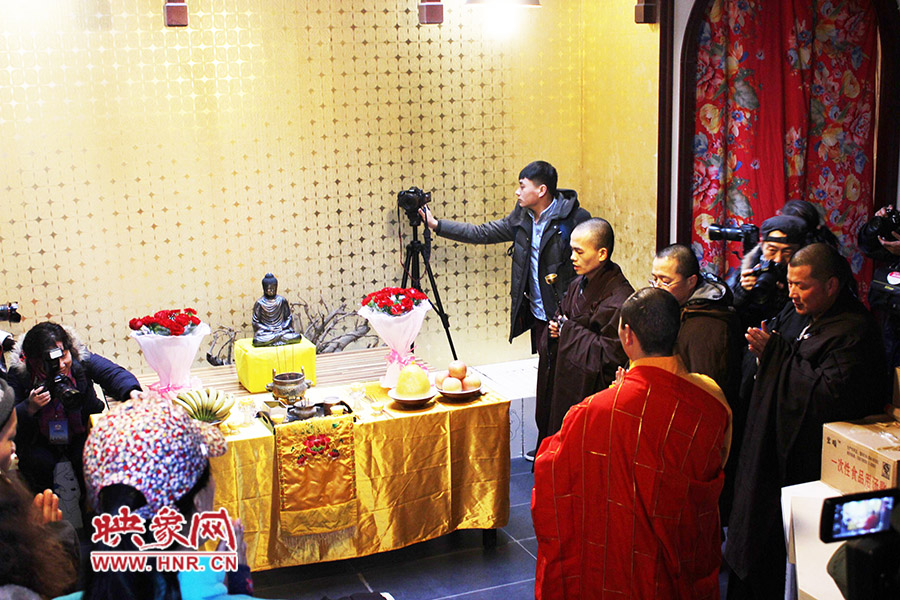 祈福法會現(xiàn)場。