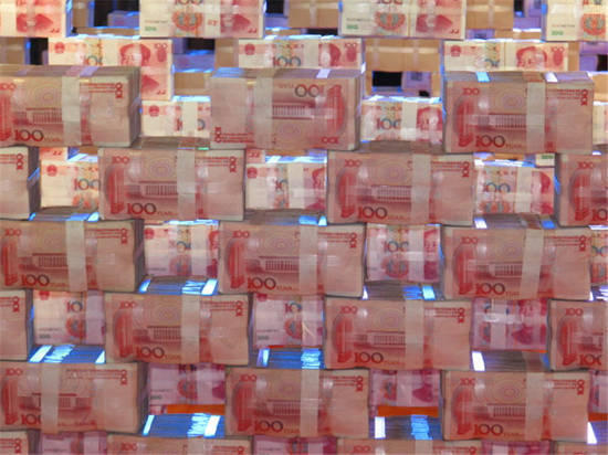 貴州開發(fā)商堆1億現(xiàn)金為農(nóng)民工發(fā)工資