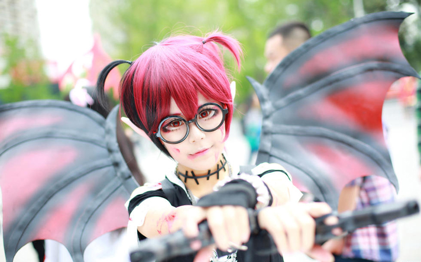 成都舉行西南最大動(dòng)漫展 性感萌妹頻頻搶鏡 成都舉行西南最大動(dòng)漫展 性感萌妹頻頻搶鏡