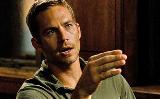 為了讓多姆重獲自由，布萊恩與FBI達成協(xié)議