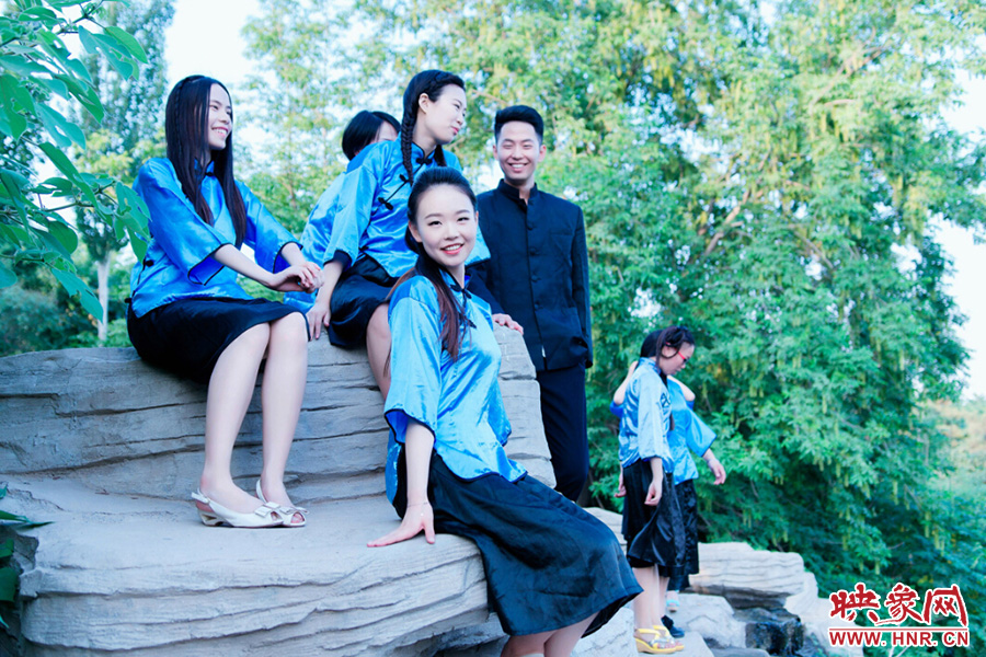 最是那溫柔一笑，定格了四年所有的記憶。