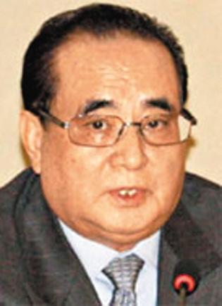 李秀勇曾照料金正恩兄妹。