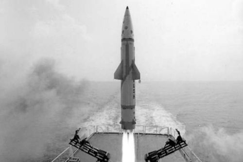 資料圖：印度試射“丹努什”核導(dǎo)彈。