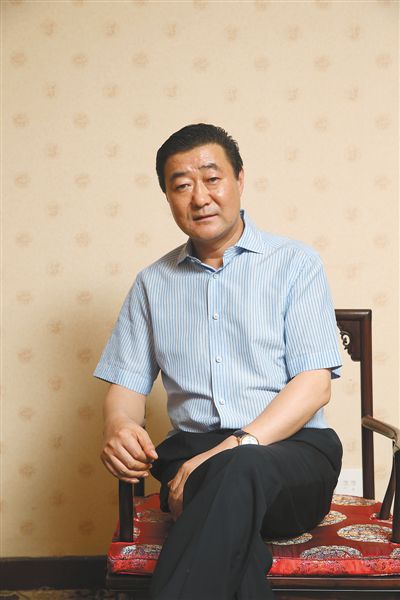 　張新明金業(yè)集團(tuán)董事長(zhǎng)。2002年進(jìn)入焦炭領(lǐng)域。2010年，張新明將金業(yè)煤焦化集團(tuán)部分資產(chǎn)以79億賣