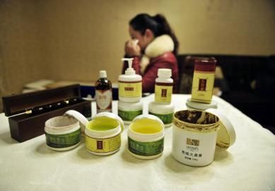 伊能靜回應(yīng)代言產(chǎn)品致病事件:已委托律師 伊能靜回應(yīng)代言產(chǎn)品致病事件:已委托律師