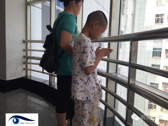 男童車禍搶救治療期間感染艾滋病 5家單位賠40萬 男童車禍搶救治療期間感染艾滋病 5家單位賠40萬