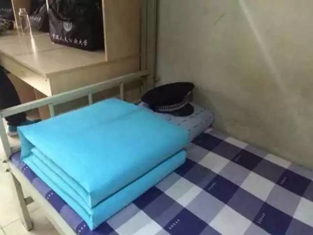 這個學(xué)校的男生宿舍火了！女同學(xué)都喊著要嫁