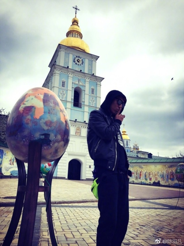 陳羽凡疑似回應(yīng)白百何出軌:蛋疼的回家過節(jié)吧 陳羽凡疑似回應(yīng)白百何出軌:蛋疼的回家過節(jié)吧