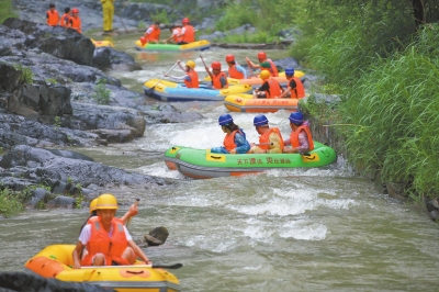 七夕節(jié)，豫西大峽谷設“情侶漂流通道”
