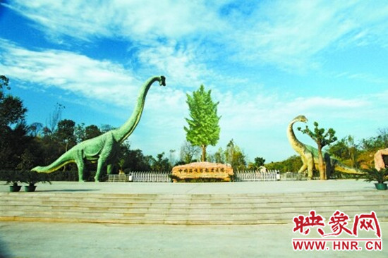 美不勝收 爬山、游園、賞奇觀（組圖）