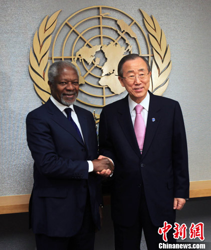 當(dāng)?shù)貢r(shí)間2月29日，前任聯(lián)合國秘書長(zhǎng)科菲·安南抵達(dá)紐約聯(lián)合國總部，與現(xiàn)任聯(lián)合國秘書長(zhǎng)潘基文就敘利亞問