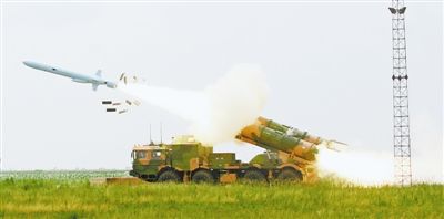 導(dǎo)彈發(fā)射。林曉營(yíng)攝