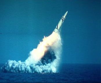 我國(guó)研巨浪-1潛射導(dǎo)彈無仿制對(duì)象靠自已摸索