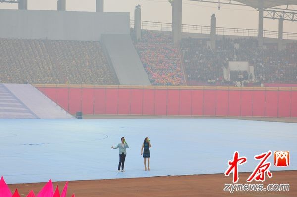 第九屆中國鄭州國際少林武術節(jié)開幕式 第九屆中國鄭州國際少林武術節(jié)開幕式