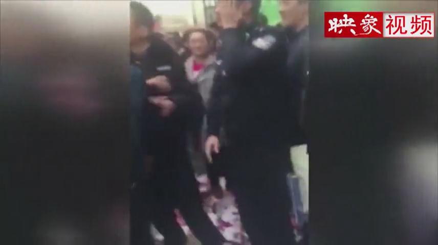 暈！城管被打警方出警被圍攻