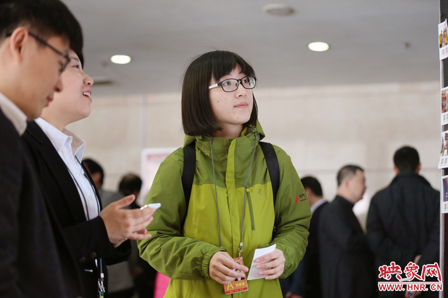 解答咨詢大象融媒的樂天。