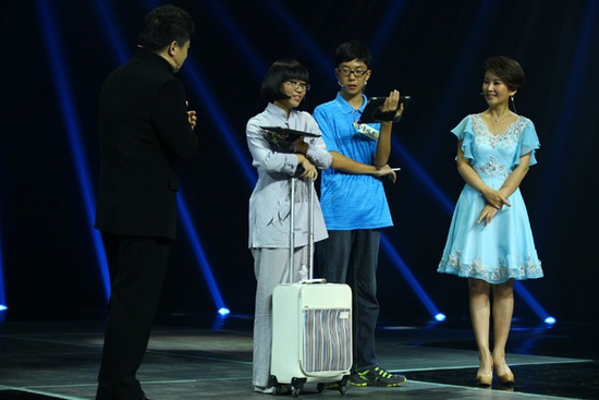 大神張斯語拎箱打擂臺 大神張斯語拎箱打擂臺