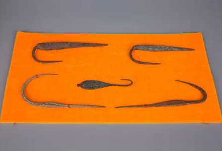 這么大的魚鉤你見過(guò)嗎？