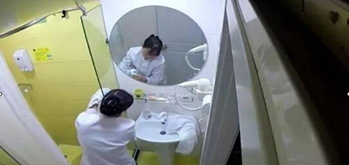 知名酒店用房客浴巾擦馬桶、擦地板