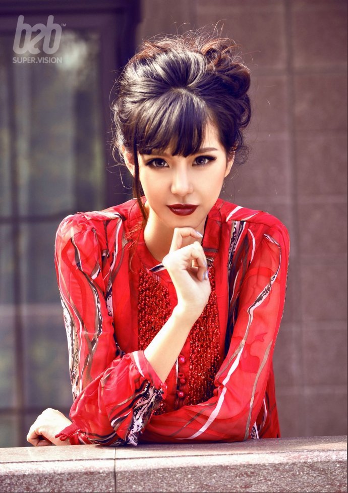 工大最美?；ㄍπ爻鲧R破底線